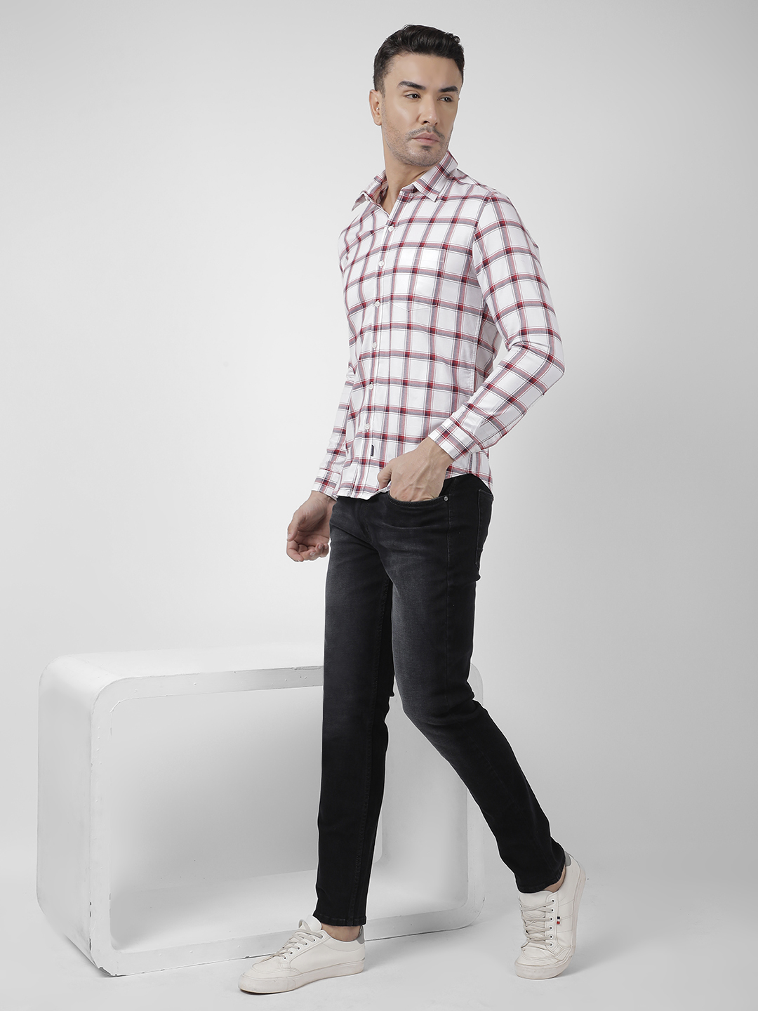 Numero Uno Men Faded Black Jeans